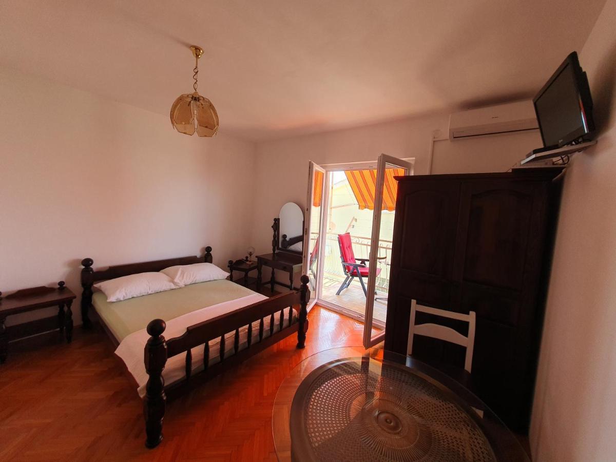 Apartmani Miljak Omiš Dış mekan fotoğraf